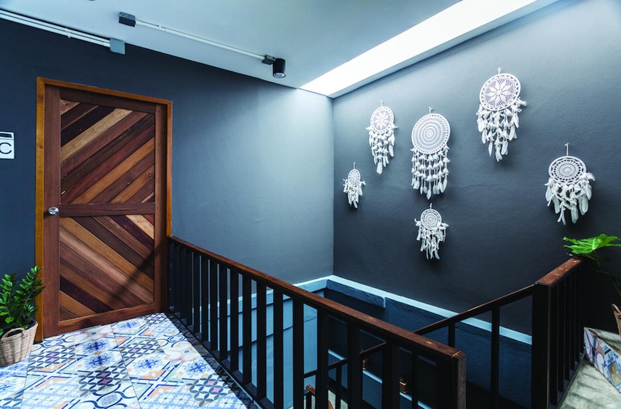 Funwahn Hostel And Cafe Chiang Mai Luaran gambar